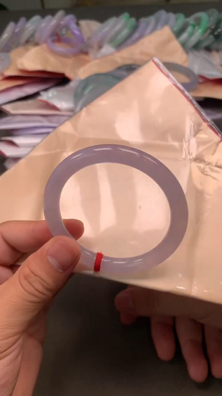 【闪购商品】翡翠手镯（圆镯）未镶嵌手镯