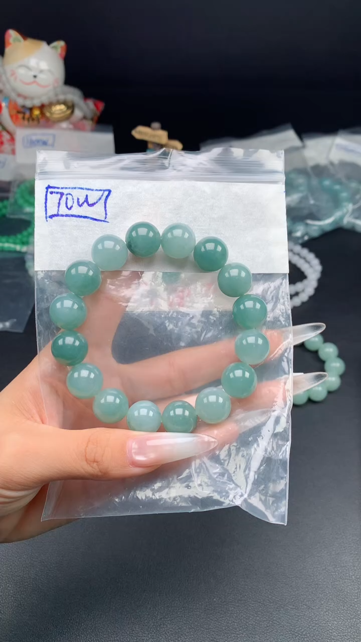 未镶嵌挂件翡翠1