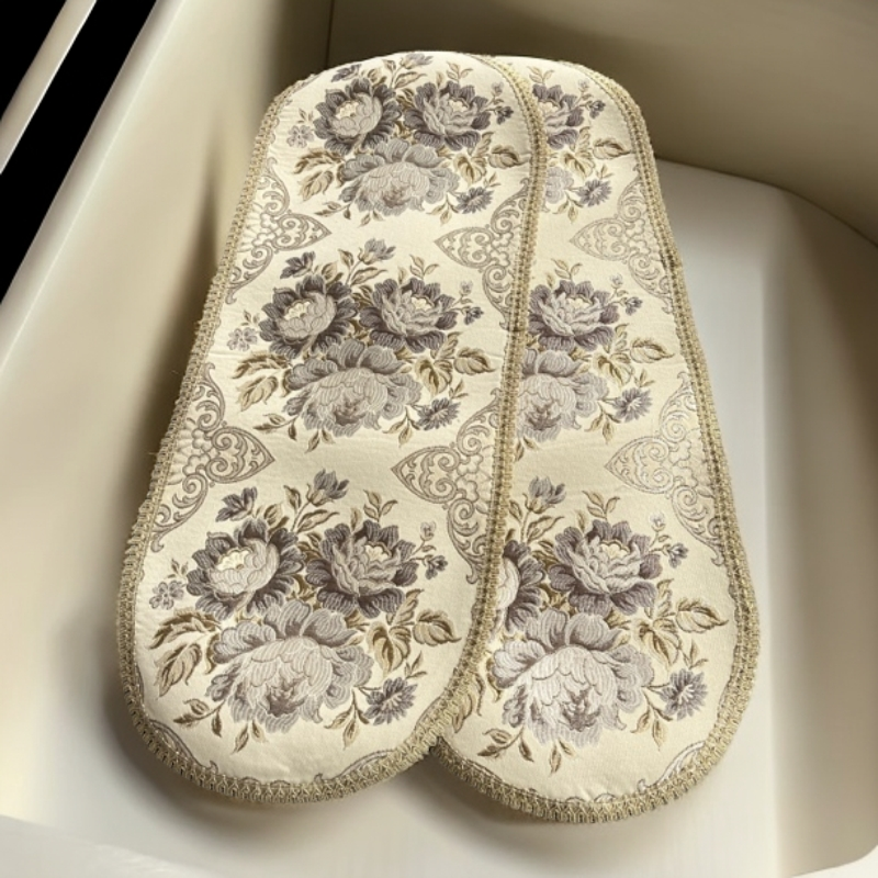 《小芳》约30*80左右花瓶垫、隔热垫茶杯、桌面台灯垫、（发2）