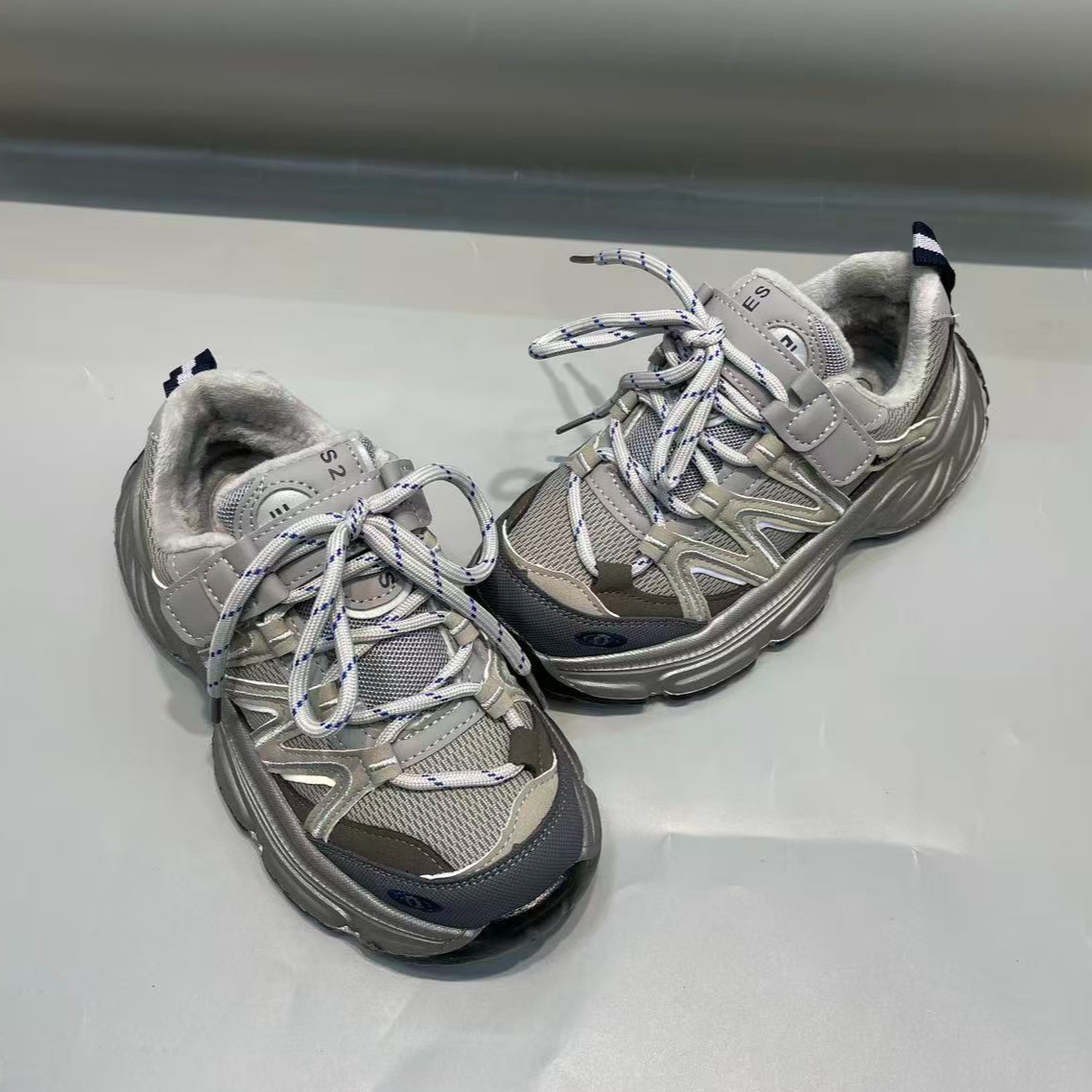 冬季新款大棉 8829儿童休闲舒适百搭时尚保暖运动老爹鞋