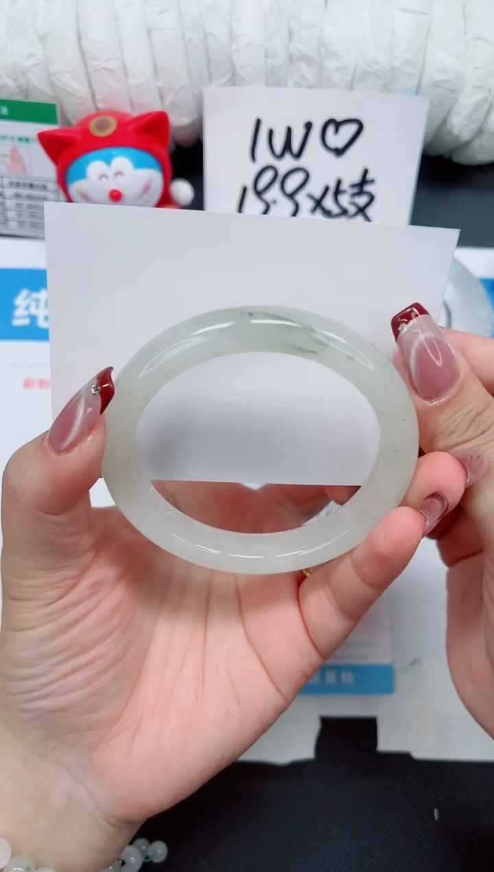 【闪购商品】石英质玉手镯未镶嵌125