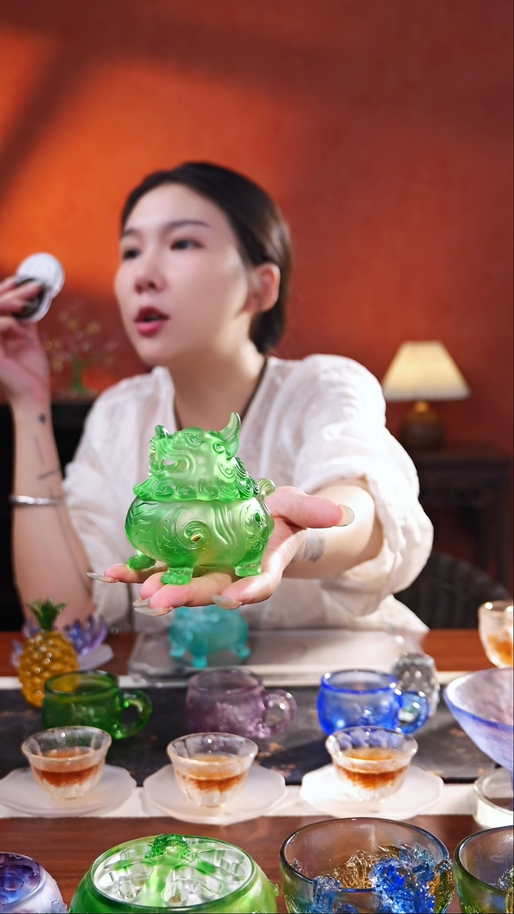 古法琉璃绿色狻猊香炉