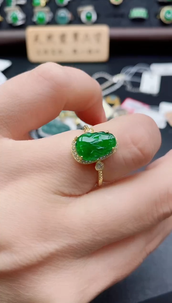 银S925镶嵌戒指翡翠1