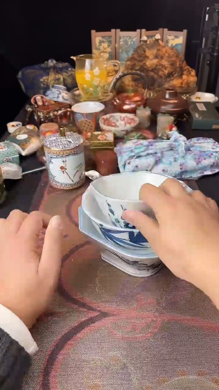 瓷片L***儿散瓷默认微瑕，看清尺寸品相再拍