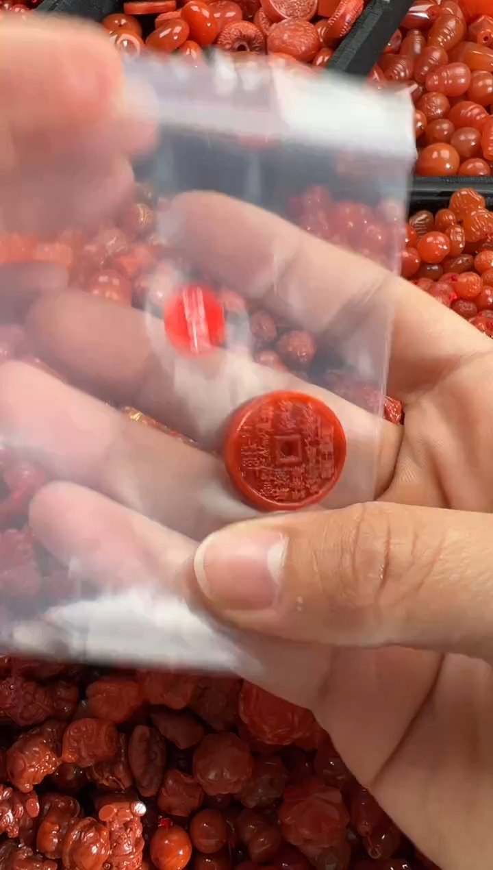 【闪购商品】南红玛瑙颈饰未镶嵌1