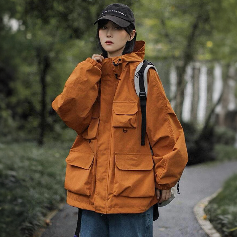 伯希和红棕色冲锋衣女款2025新款春季外套户外防风潮徒步运动冲锋