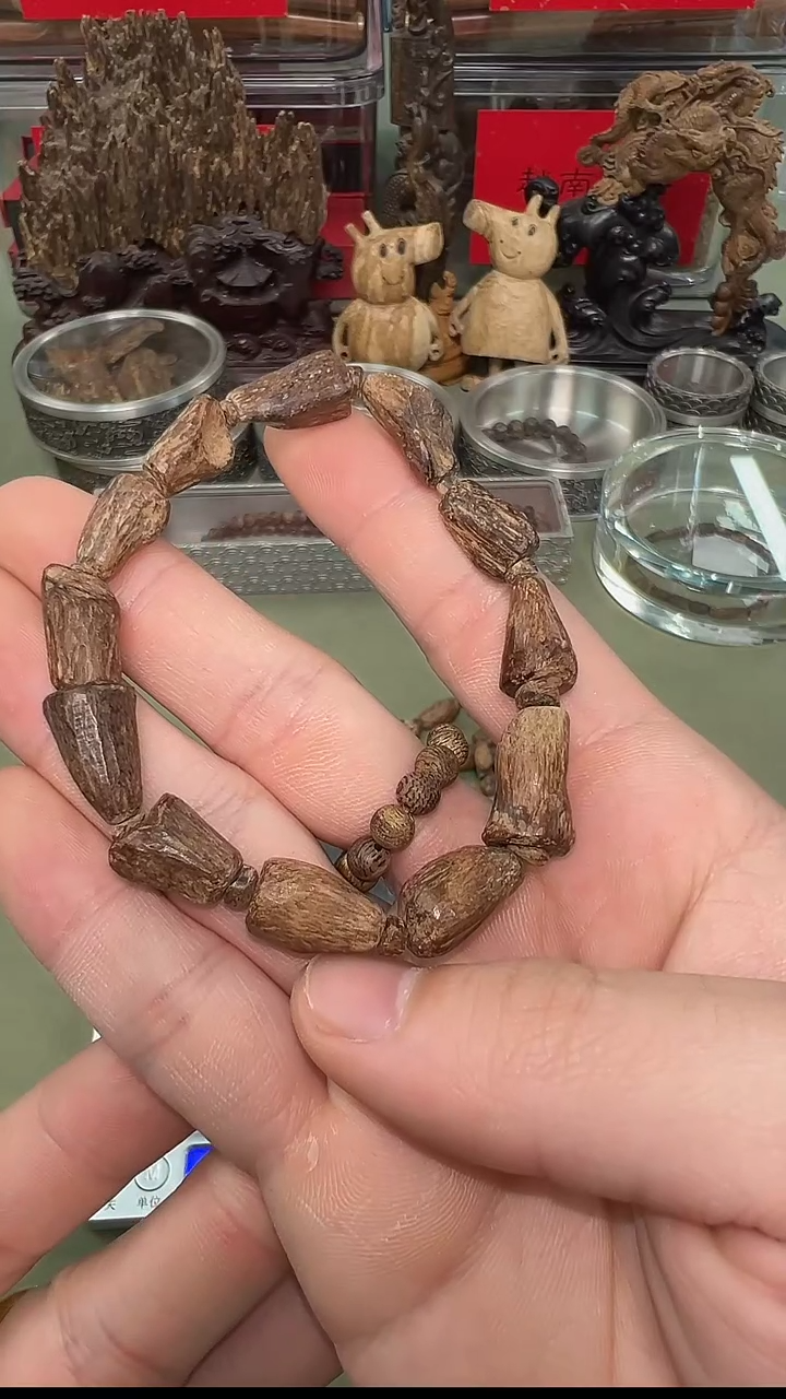 【闪购商品】沉香8.8g海南红土沉水瘤疤随形单圈