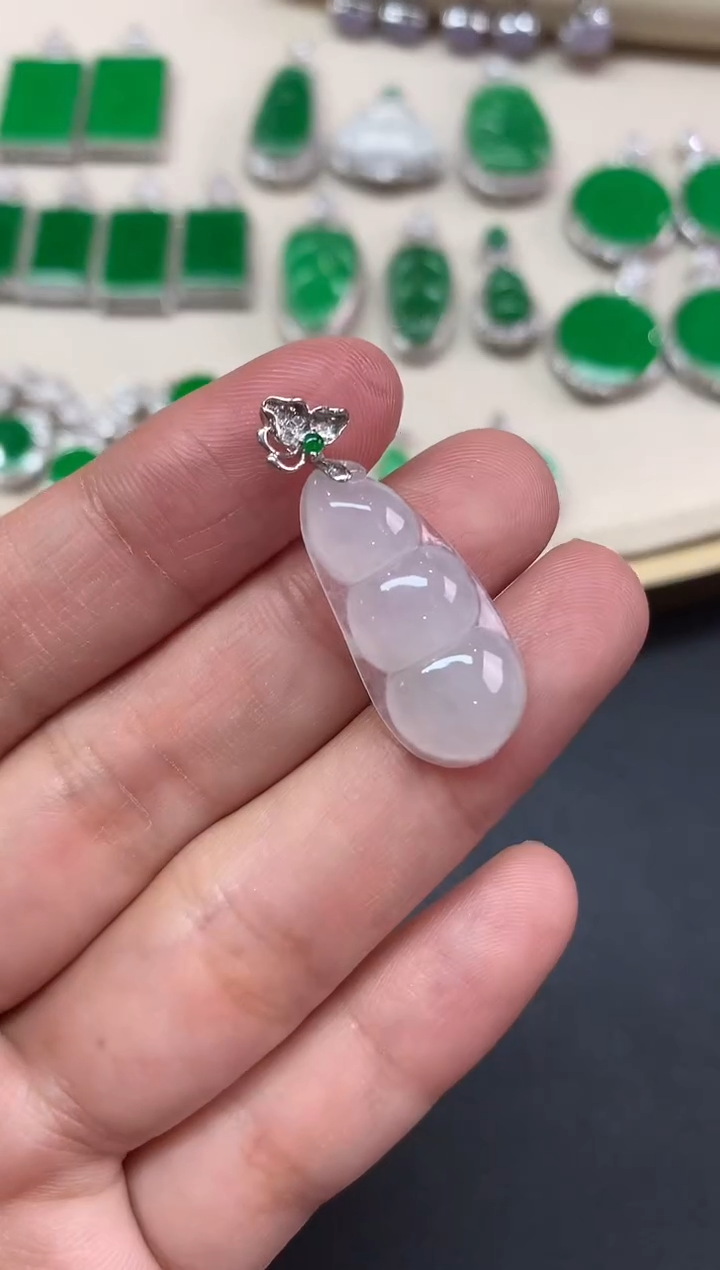 【闪购商品】翡翠吊坠(不含链)18K金镶嵌Q15|980