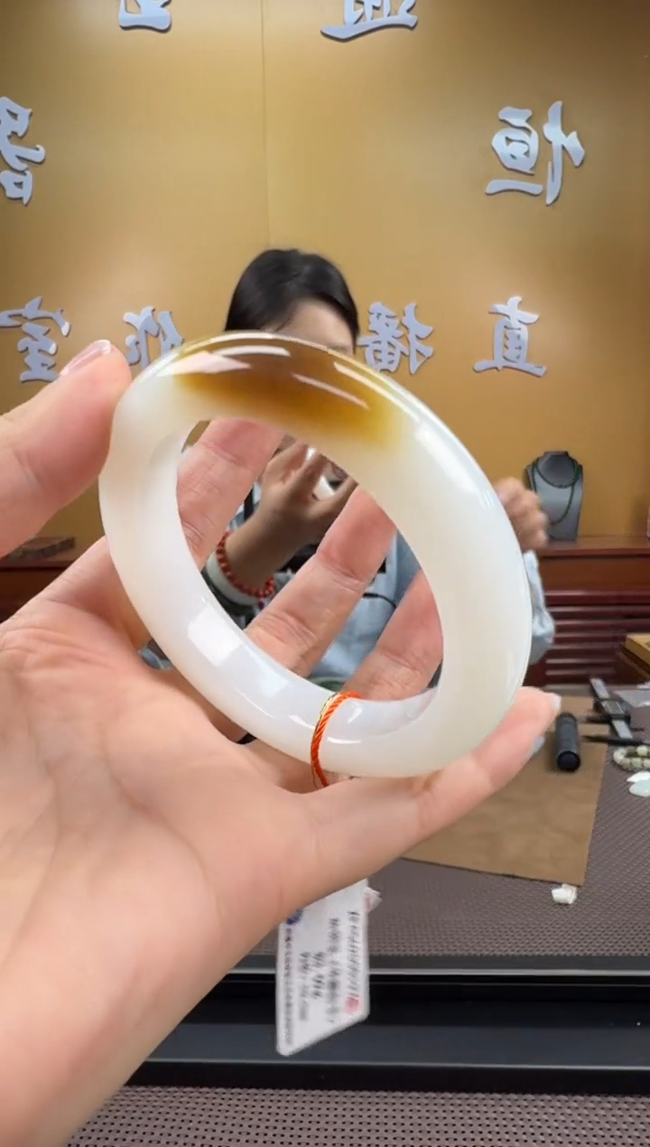 颈饰未镶嵌和田玉手镯59