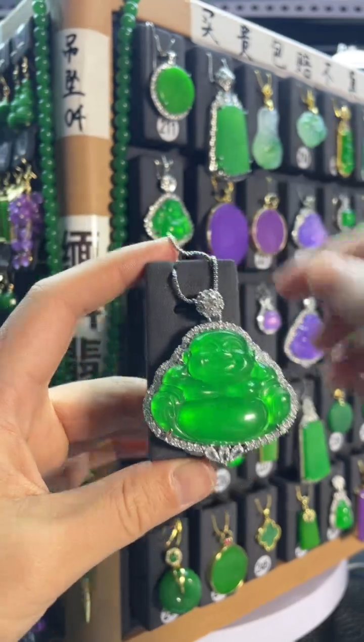 【闪购商品】翡翠耳饰银S925镶嵌241......