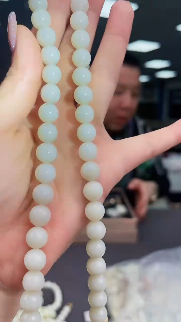 颈饰未镶嵌和田玉54