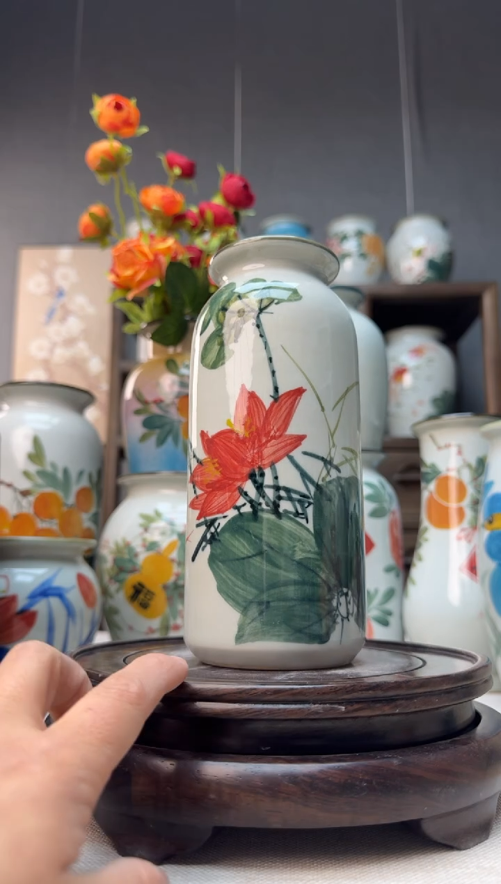 【闪购商品】瓶景德镇手绘陶瓷花瓶底部无孔高19口5左右