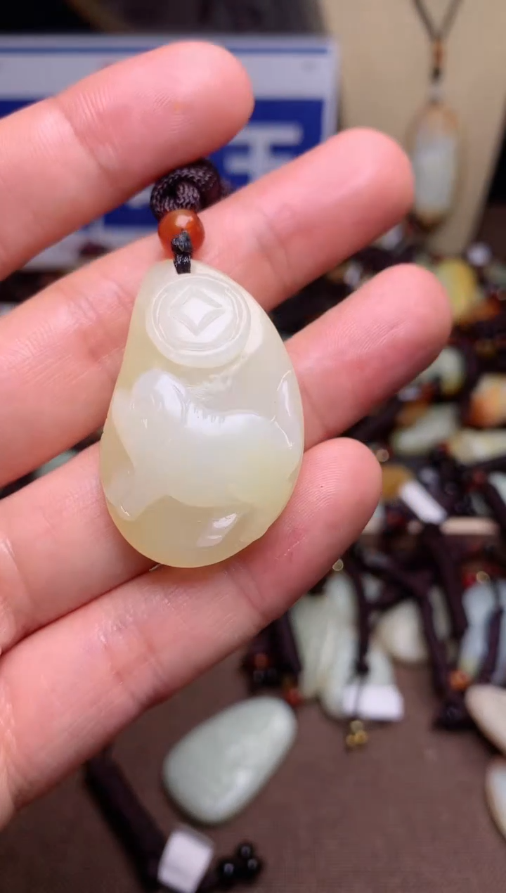 【闪购商品】和田玉颈饰未镶嵌1