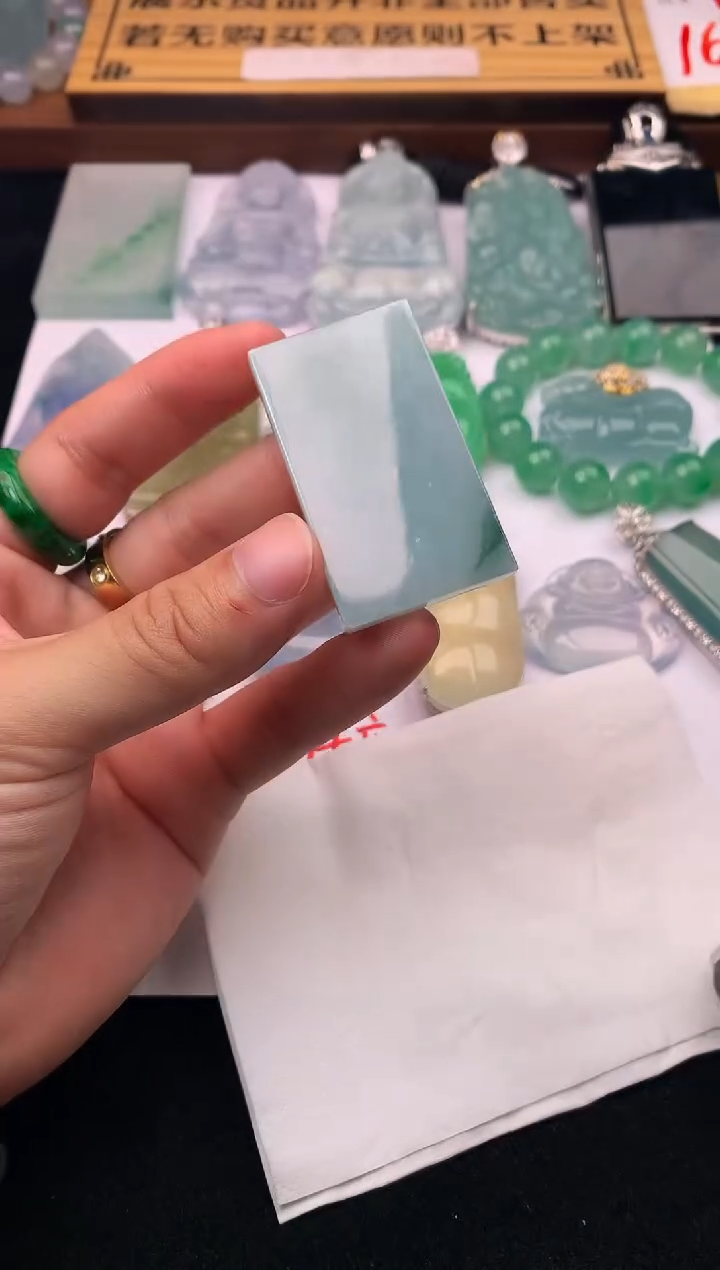定制翡翠未镶嵌一*云毛货不退不换