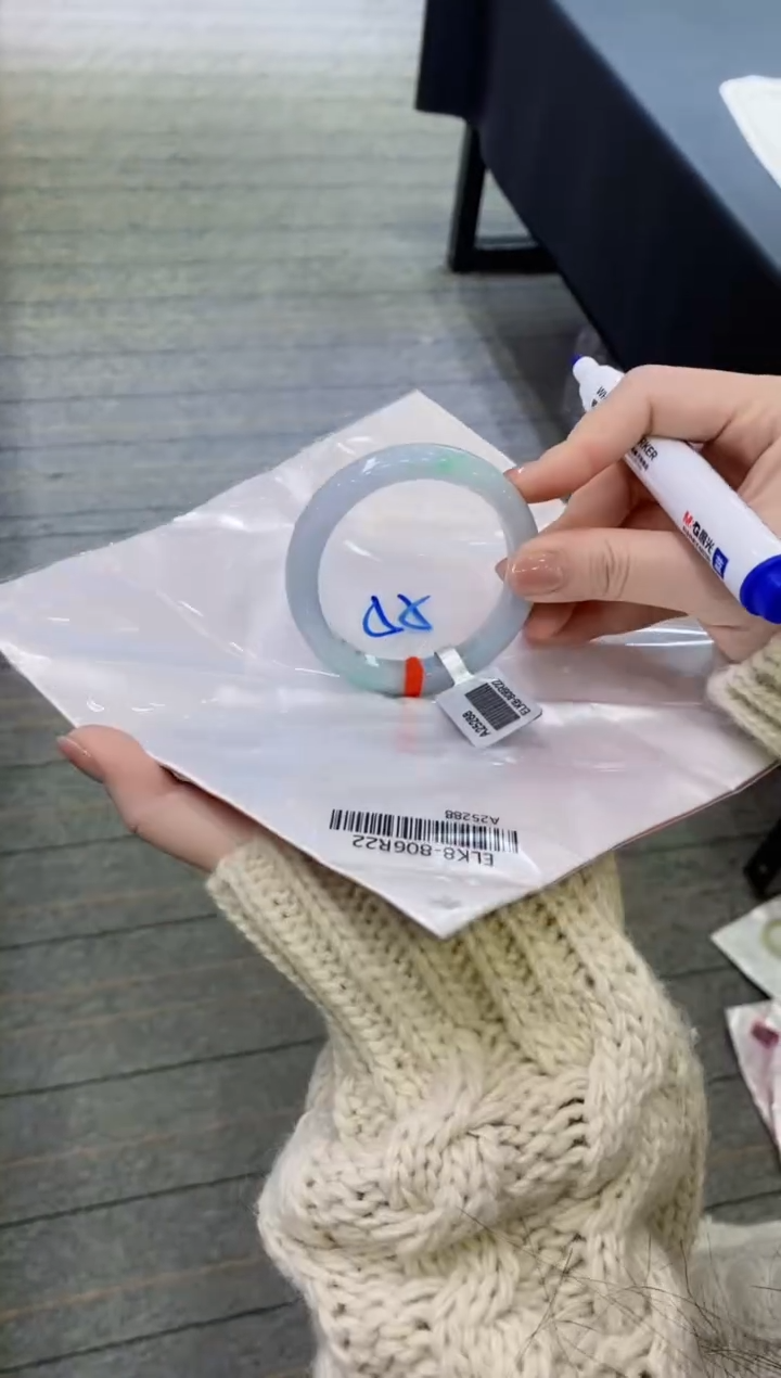 【闪购商品】翡翠手镯未镶嵌11111111111