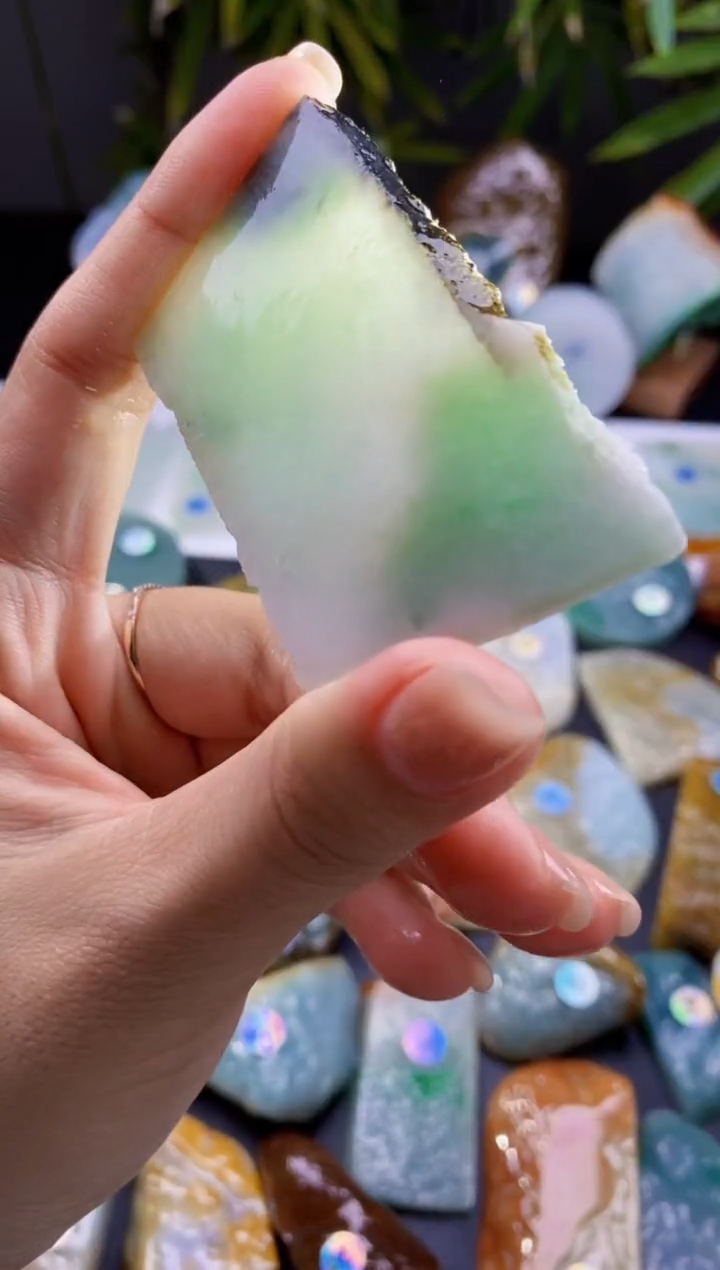 【闪购商品】定制翡翠未镶嵌翡翠