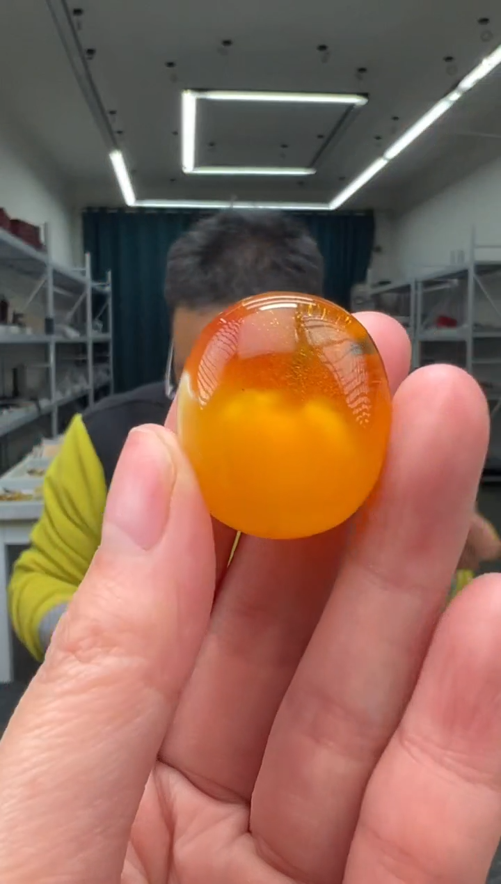 琥珀颈饰未镶嵌吊坠