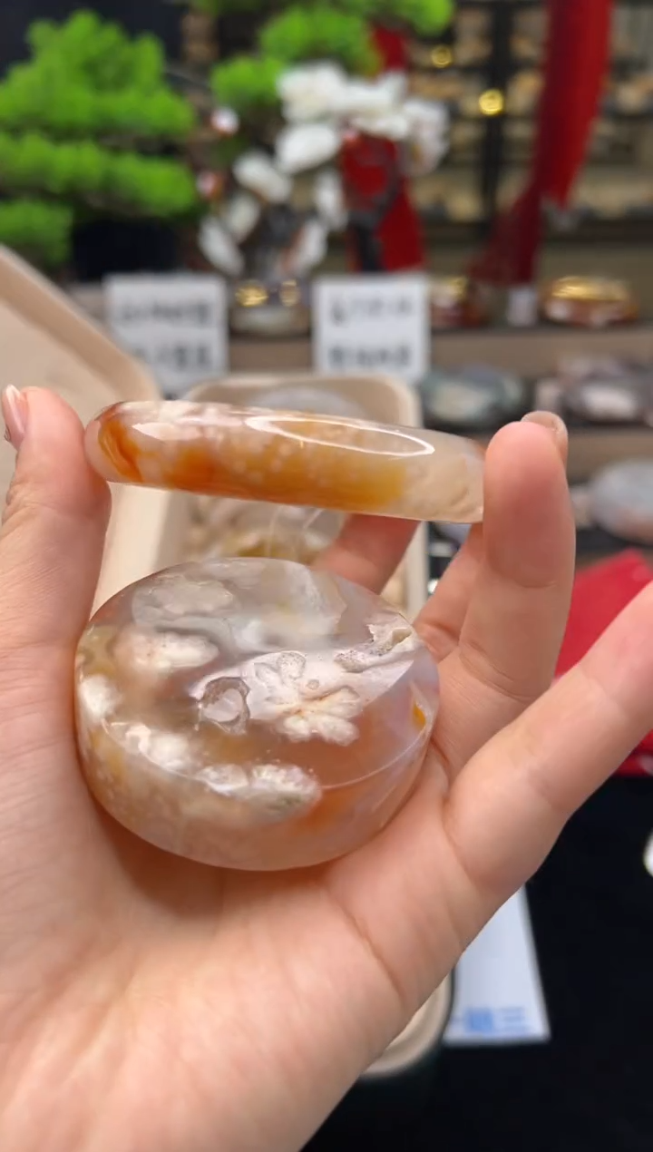 【闪购商品】石英质玉未镶嵌手镯57圈口（赠送镯心）13121