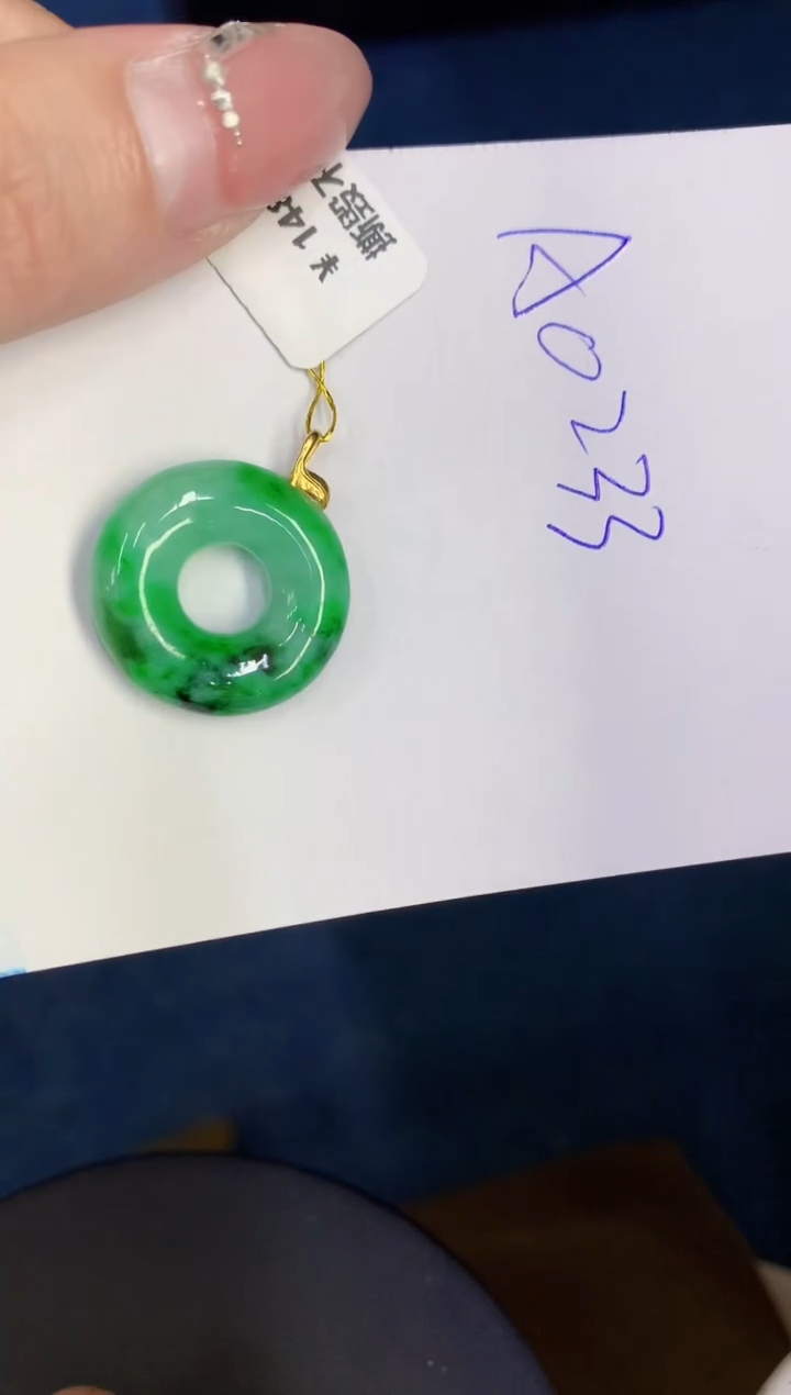 【闪购商品】翡翠颈饰18K金镶嵌0000000000000