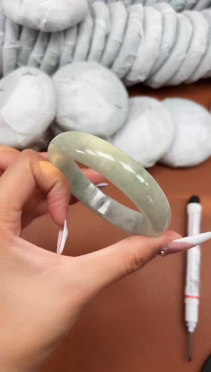 精品手镯，一物一拍J-021