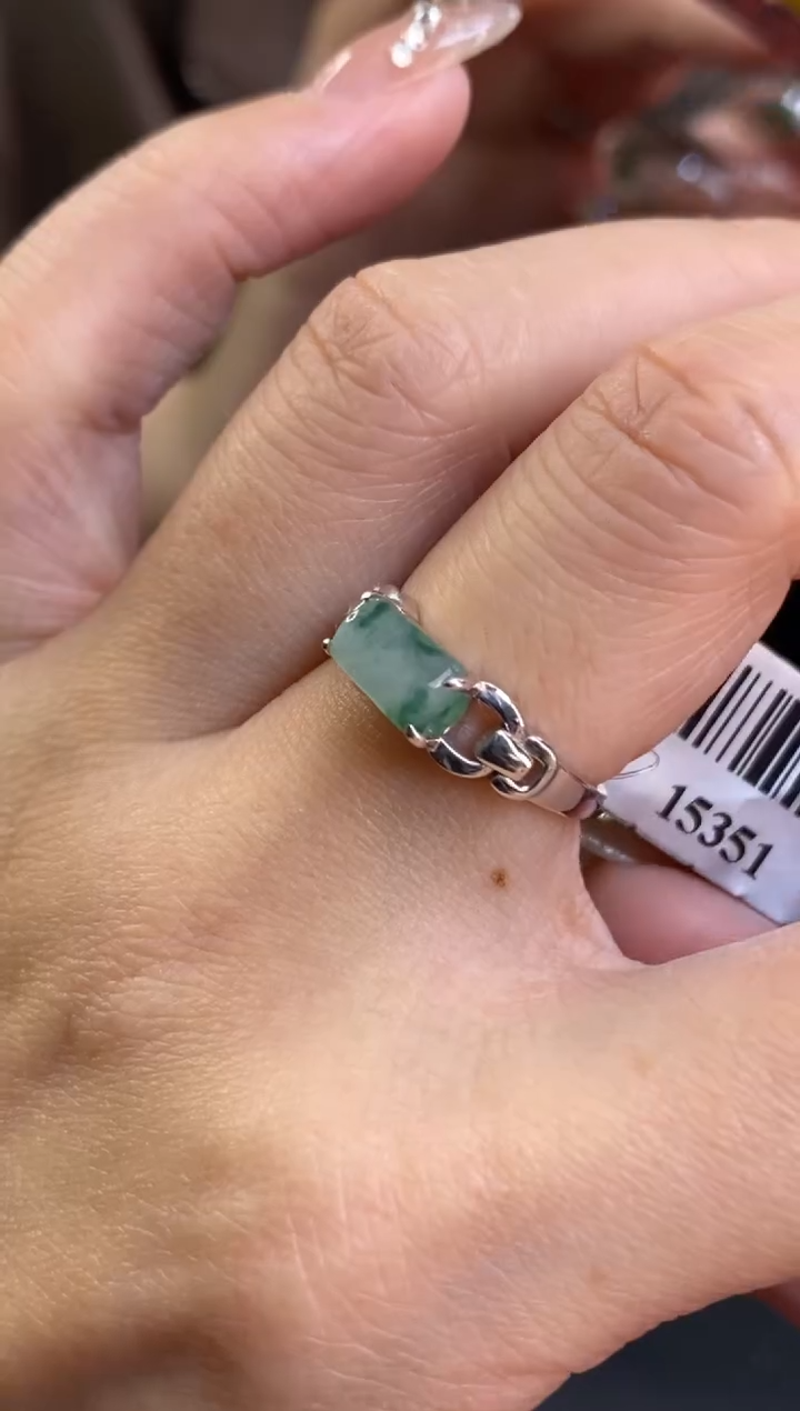 颈饰银S925镶嵌翡翠净货15351