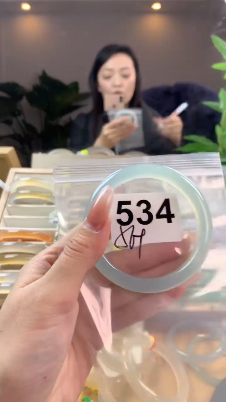 【闪购商品】玛瑙/玉髓手镯未镶嵌534