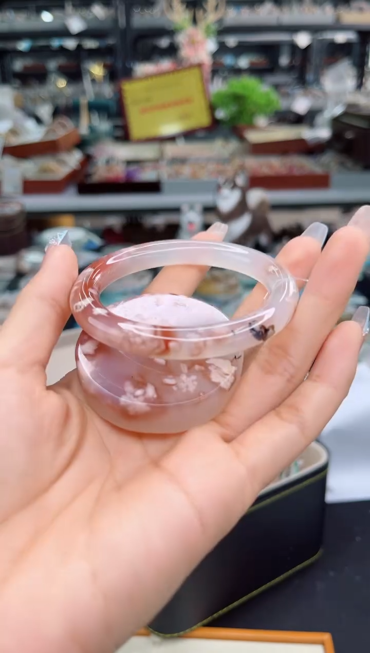 【闪购商品】石英质玉手镯未镶嵌54圈口（赠品镯心）S9812