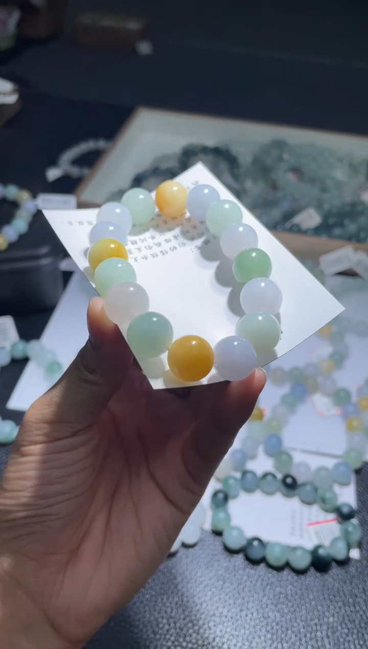 未镶嵌定制翡翠翡翠手串