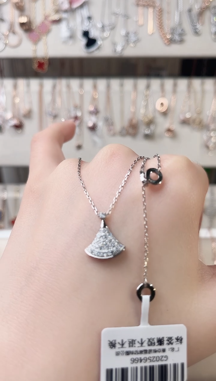 【闪购商品】钻石颈饰18K金镶嵌18K金镶嵌钻石 K白 