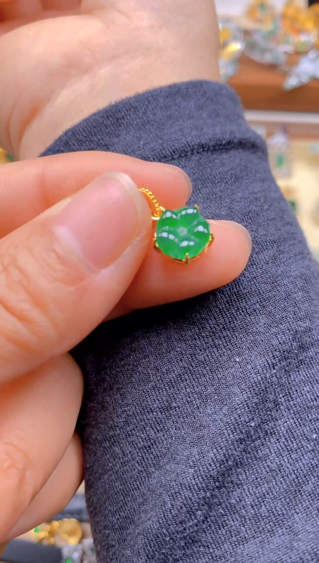 【闪购商品】翡翠吊坠(不含链)银S925镶嵌花花