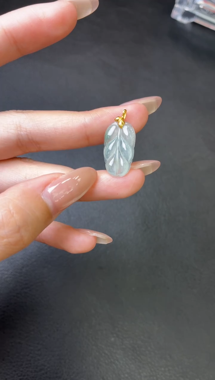 吊坠(不含链)18K金镶嵌翡翠吊坠 多样性发一件