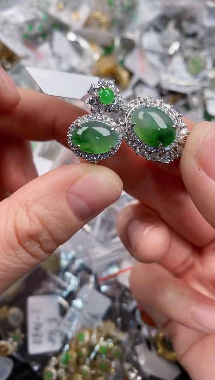 银S925镶嵌戒指翡翠111              5