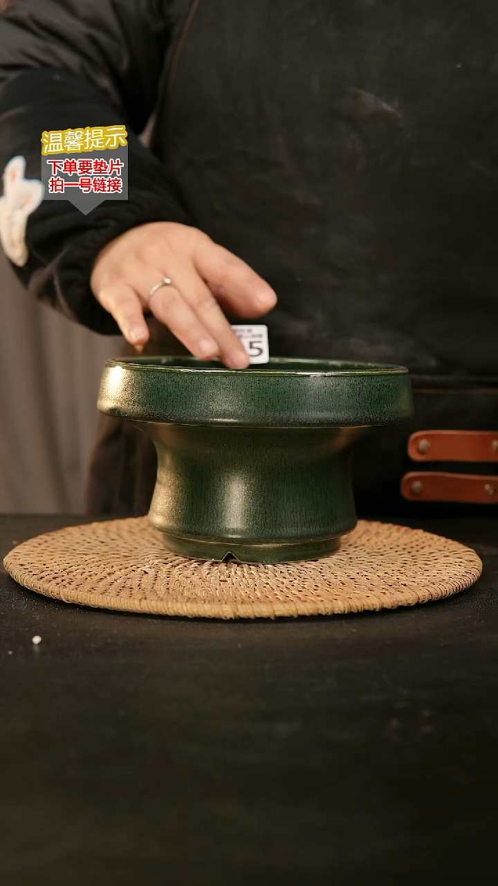 瓷片525内口径约15-16  外高约10