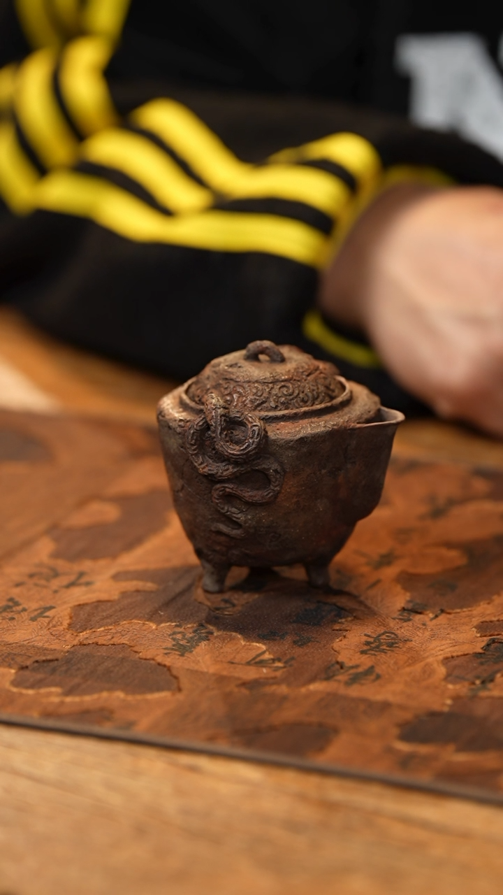 【闪购商品】【有茶器】窦焜蛇年宝瓶