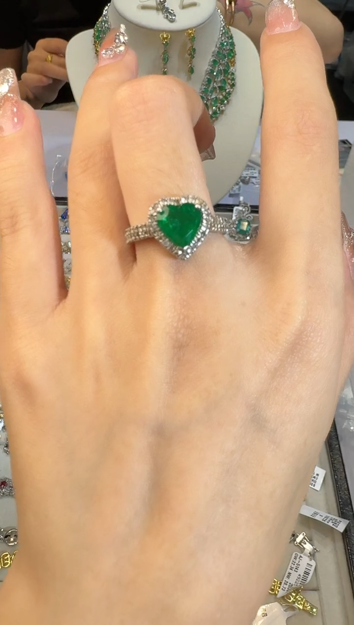 【闪购商品】定制祖母绿戒指未镶嵌戒指