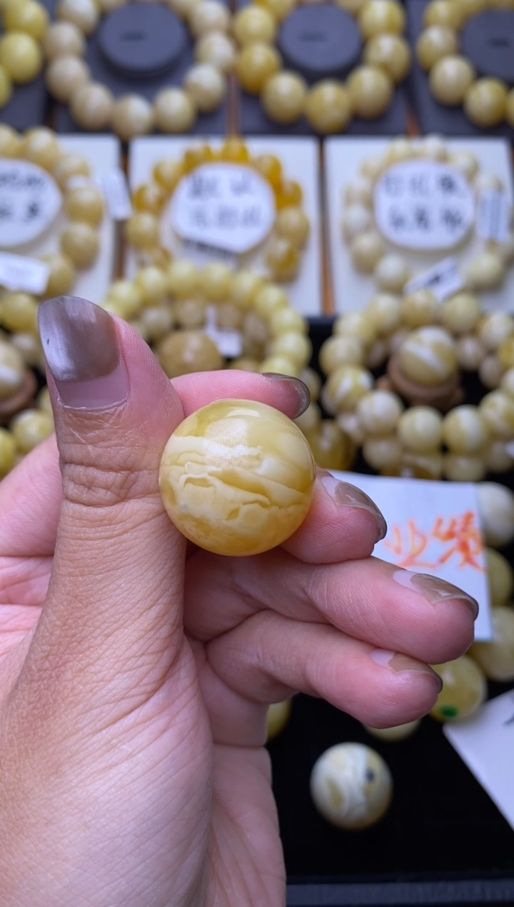 裸石琥珀未镶嵌大小姐珠宝12