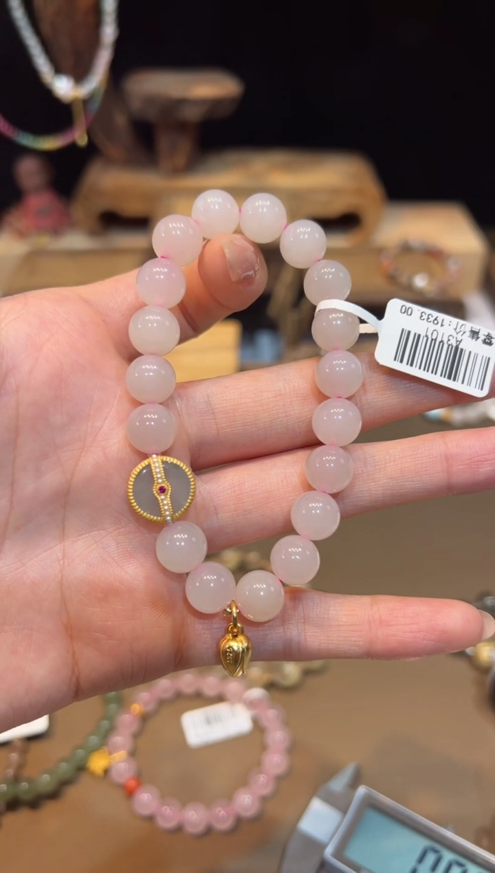 手饰和田玉未镶嵌手饰@@A3101