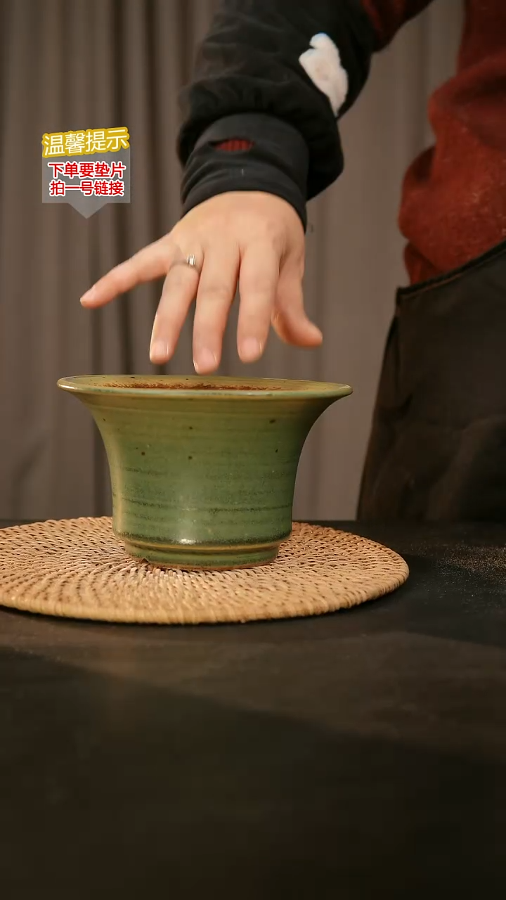 瓷片内口径约14-15  外高约10