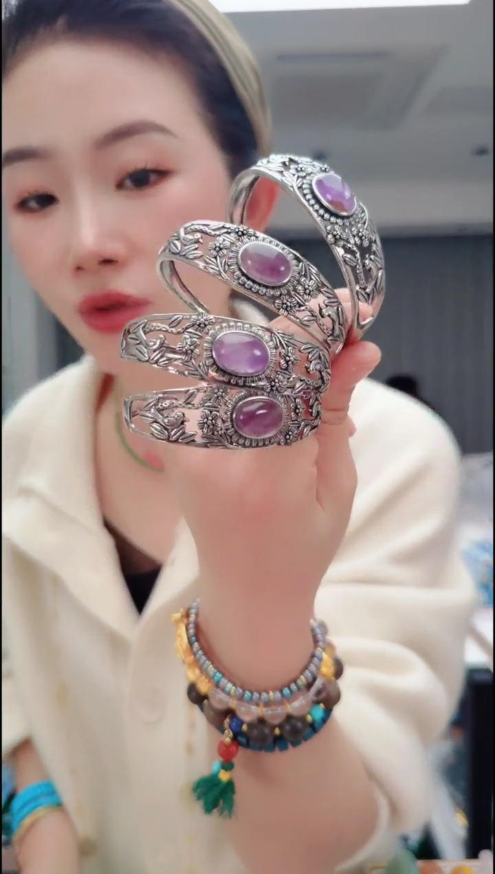 颈饰未镶嵌水晶26143手镯