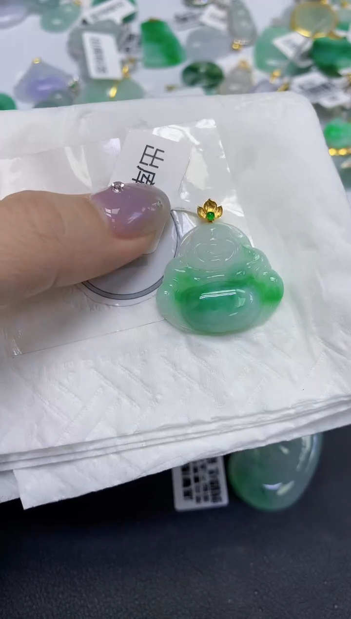 颈饰18K金镶嵌翡翠天然缅甸翡翠A货百元以上9元证书费自理