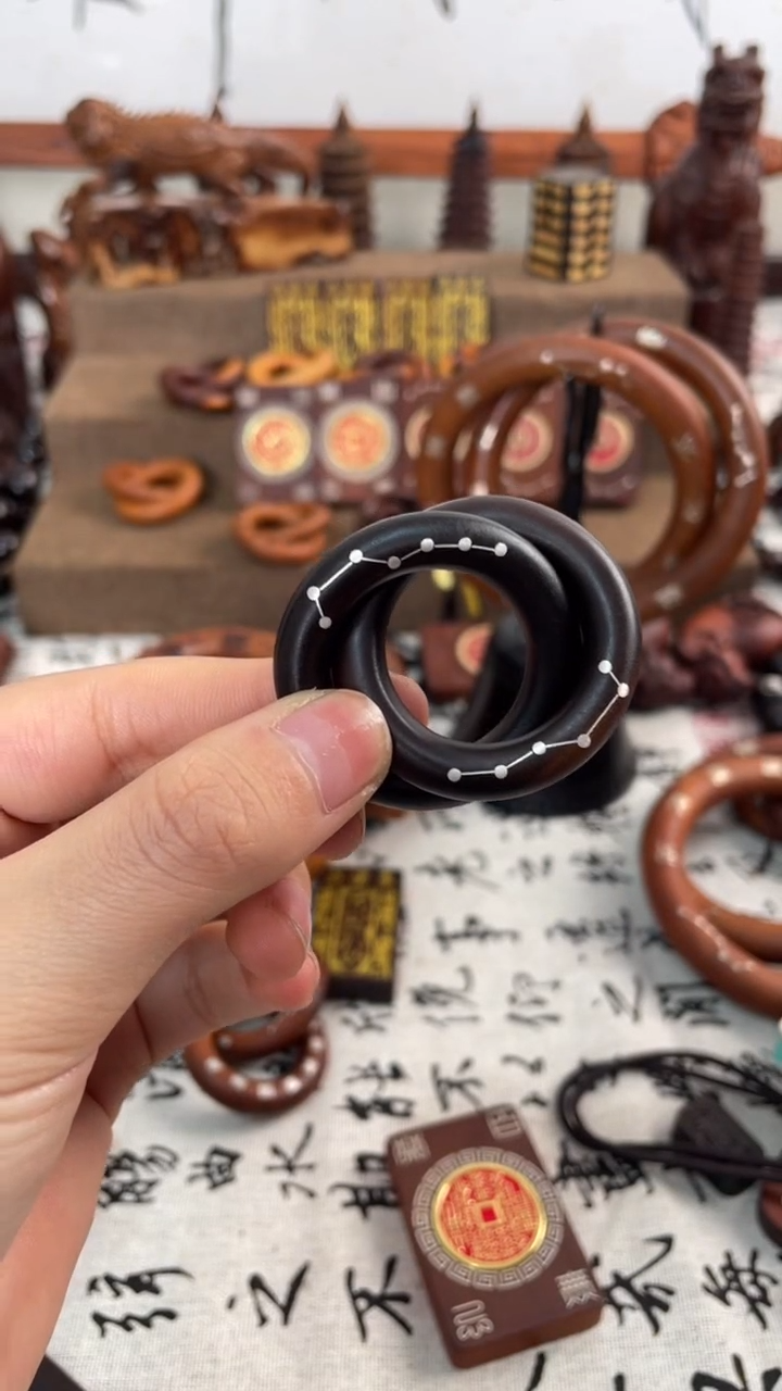 【闪购商品】木枣木玉华镶银六七星小乾坤圈