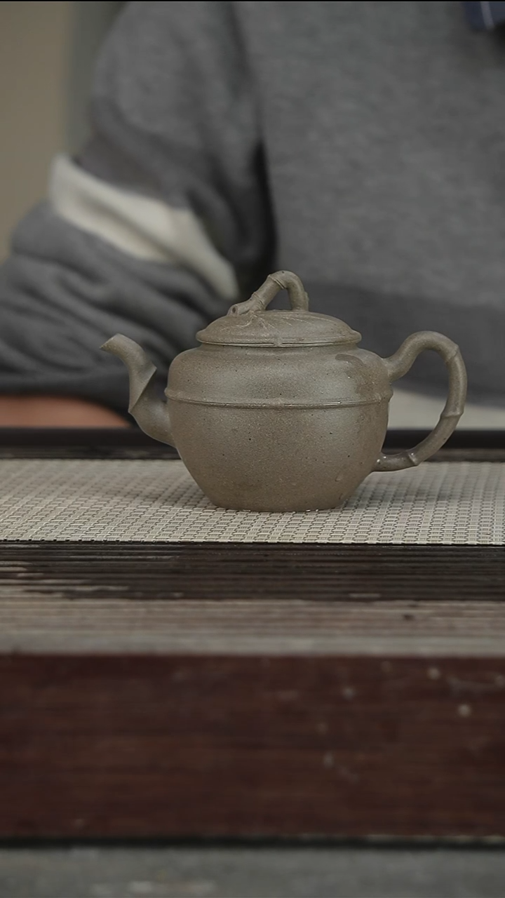 茶壶紫砂带证240CC163号