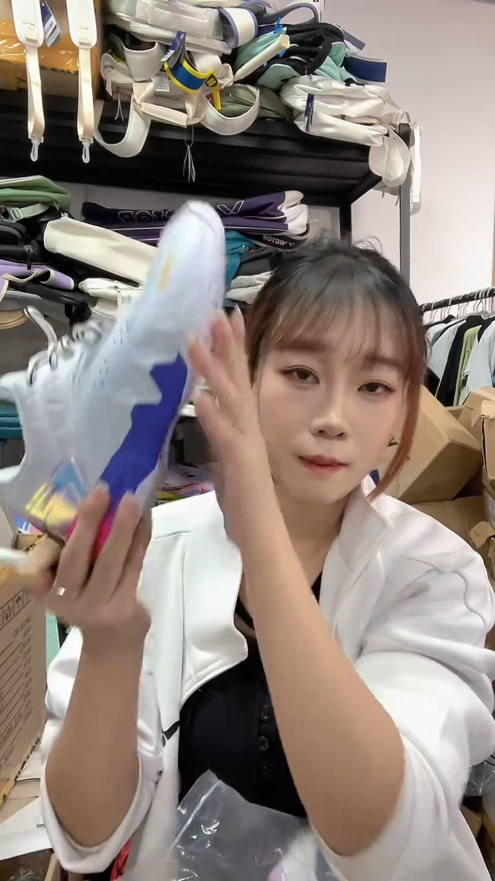 VICTOR威克多微瑕正品球鞋     30   8500iiaj  39.5码