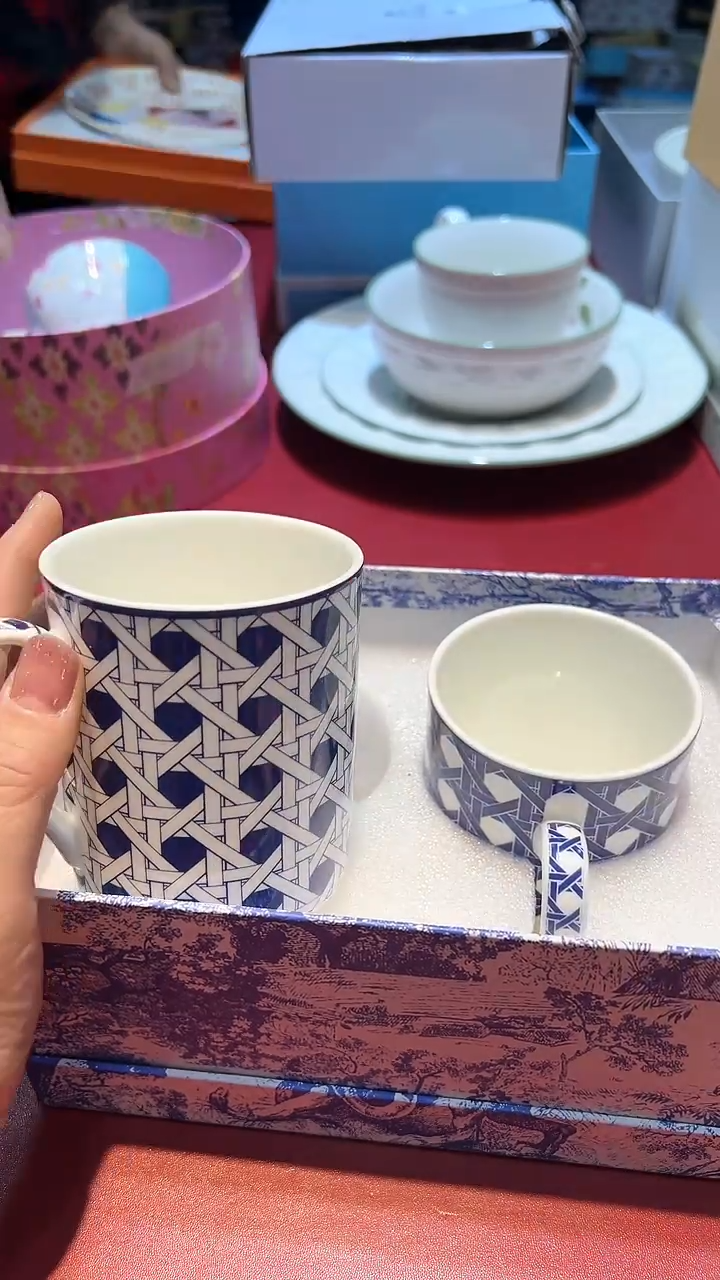 【闪购商品】瓷片锅碗瓢盆一件不剩
