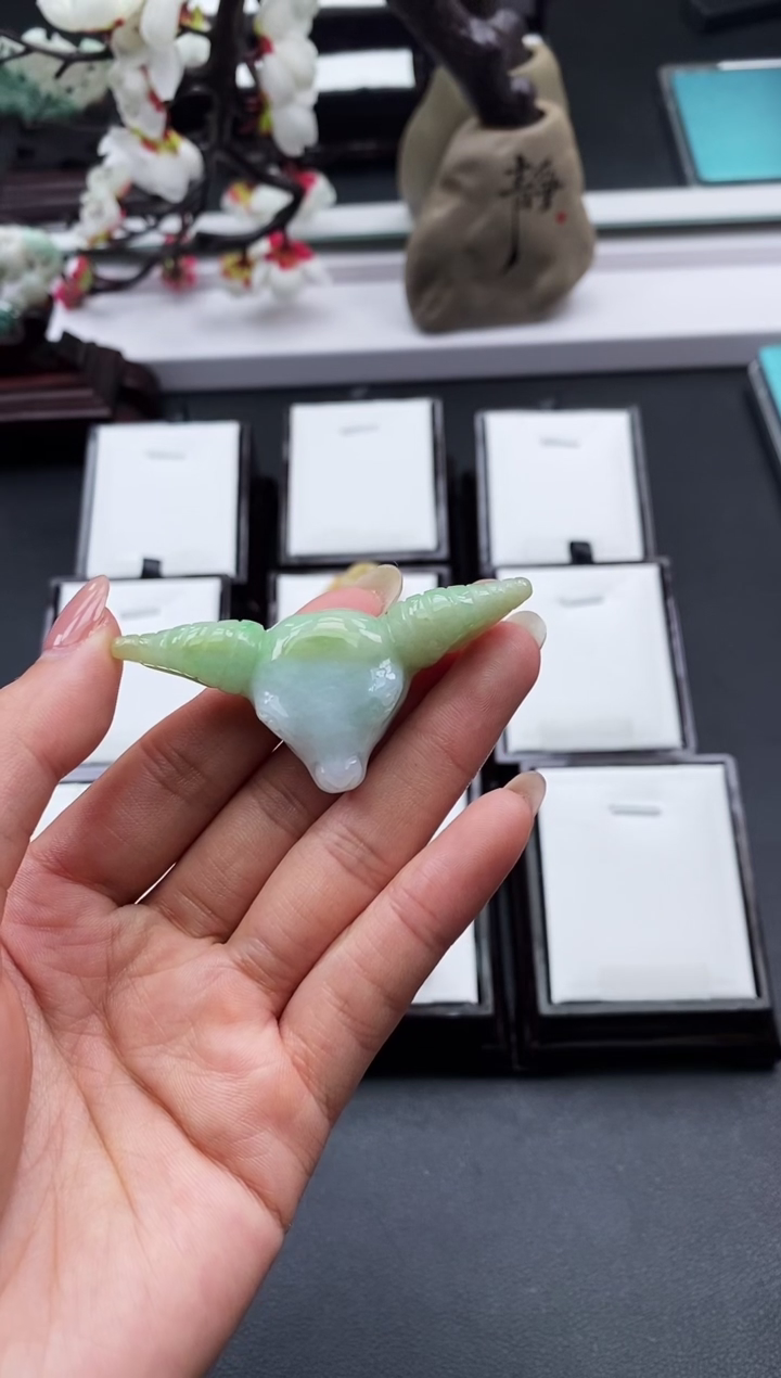 【闪购商品】翡翠颈饰未镶嵌天然缅甸A货翡翠