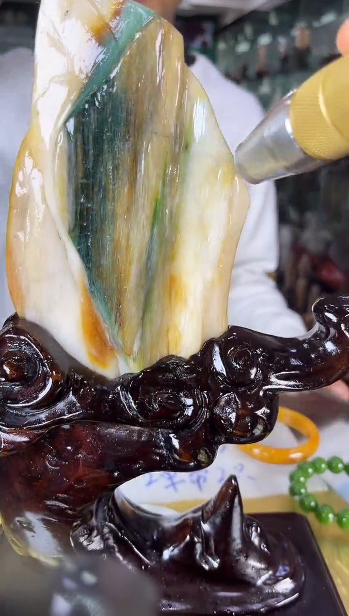 未镶嵌珠宝奇石硅化玉缅甸天然树化玉精品居家摆件