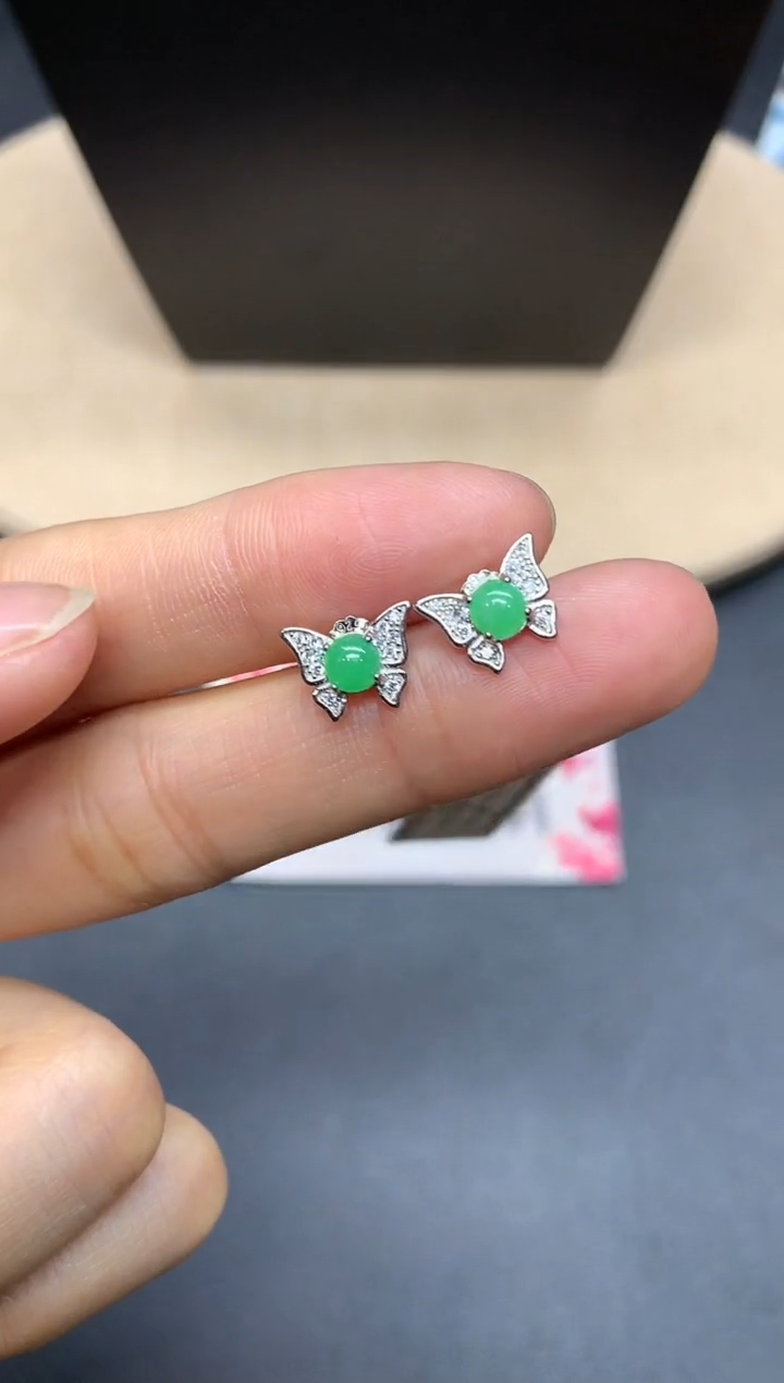 【闪购商品】翡翠耳饰银S925镶嵌蛋面【无服务费】