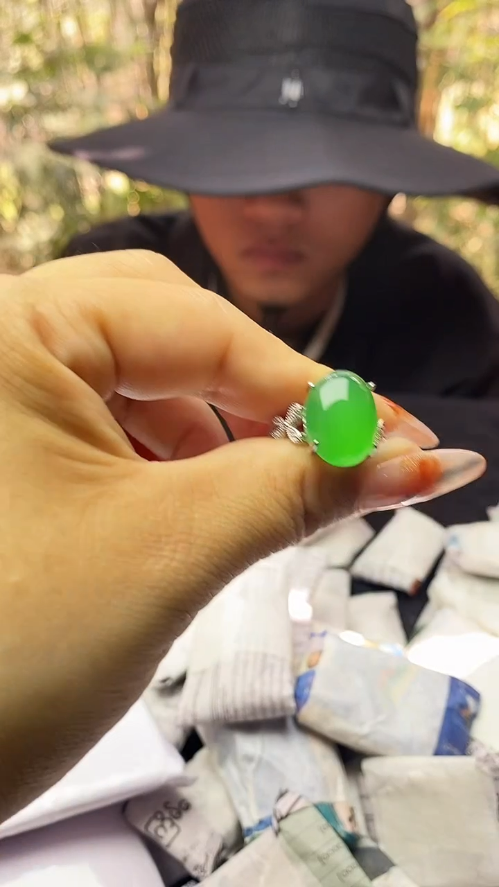 满色吊坠 所见即所得！！！