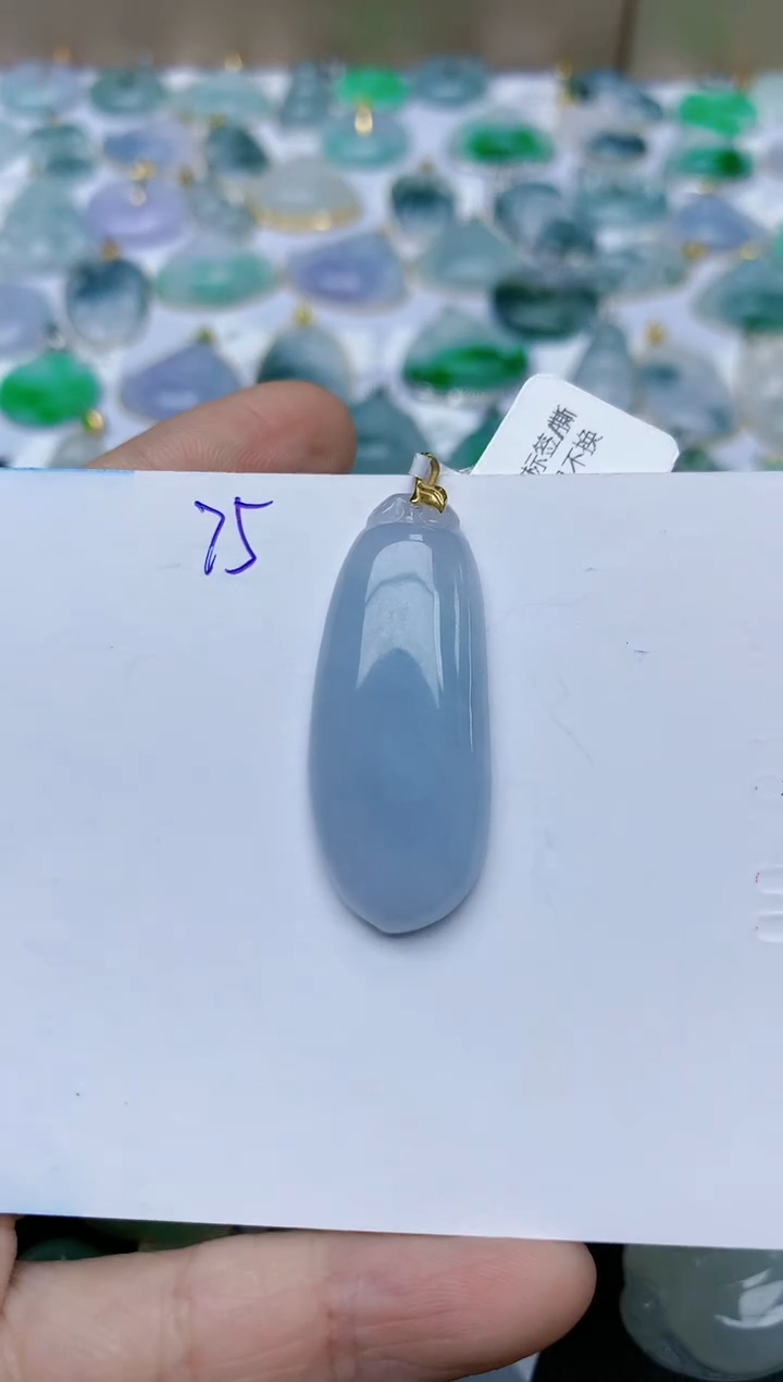 【闪购商品】翡翠颈饰18K金镶嵌天然翡翠A货    