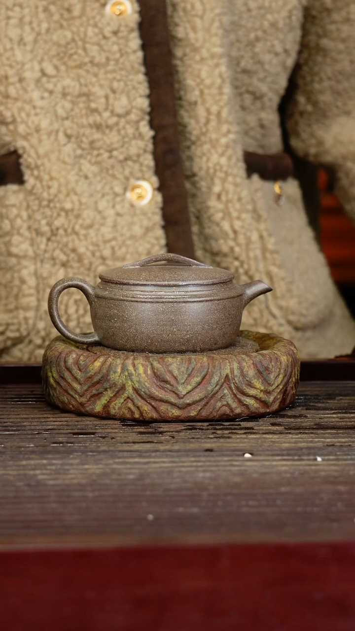 宜兴原矿紫砂壶茶壶宜兴原矿紫砂壶茶壶150C